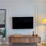 Apartman Cityscape Earth Tones *