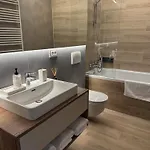 Apartman Cityscape Earth Tones *